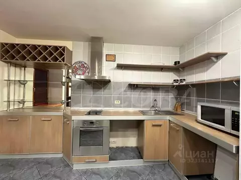 Студия Тюменская область, Тюмень ул. 50 лет Октября, 3/1 (52.0 м)