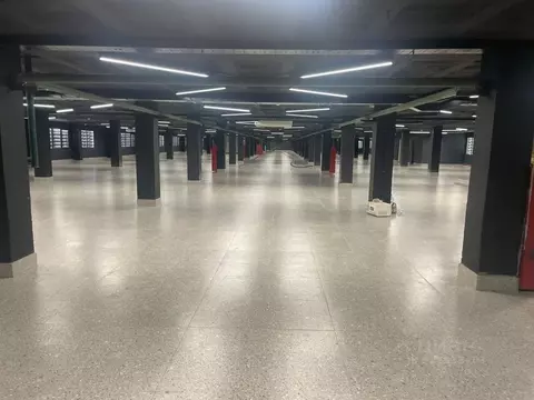 Помещение свободного назначения в Москва Барвихинская ул., 9 (2500 м)