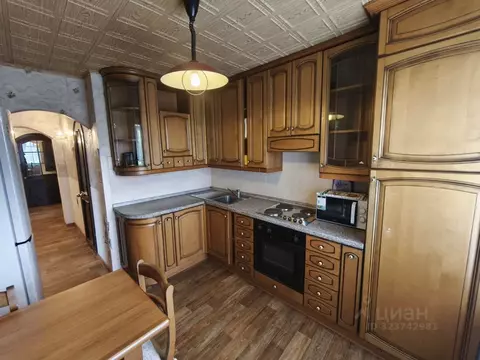 3-к кв. Свердловская область, Екатеринбург ул. 40-летия Октября, 46 ...