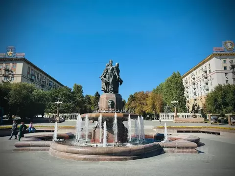 1-к кв. Волгоградская область, Волгоград ул. Аллея Героев, 1 (35.0 м)