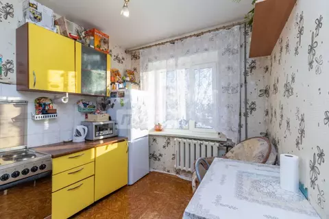 2-к кв. Ханты-Мансийский АО, Сургут Набережный просп., 12 (59.9 м)