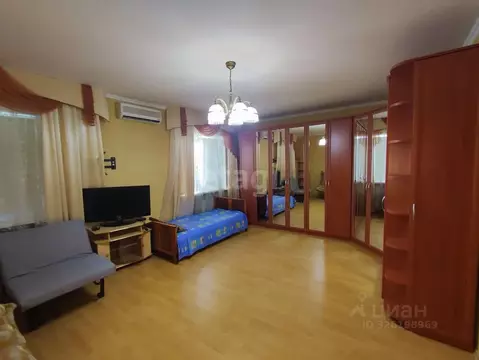 2-к кв. Краснодарский край, Ейск ул. Пушкина (71.3 м)