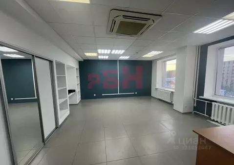 Офис в Тюменская область, Тюмень ул. Республики, 250Б (52 м)