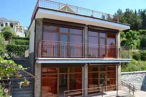 Дом в Крым, Ялта муниципальный округ, Гурзуф пгт  (40 м)