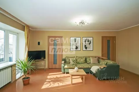 2-к кв. Омская область, Омск Октябрьская ул., 124 (46.3 м)