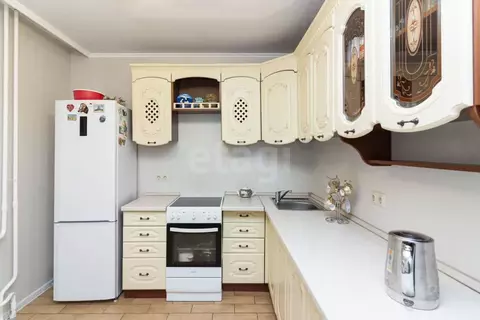 1-к кв. Тюменская область, Тюмень ул. Бориса Опрокиднева, 12 (43.0 м)