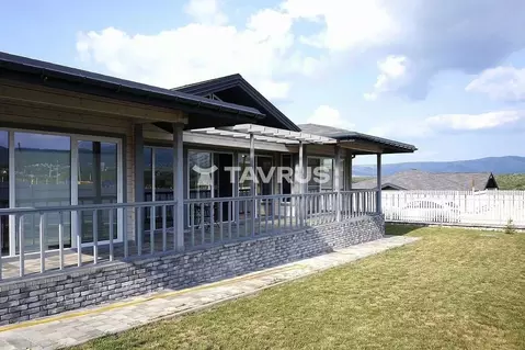 Дом в Крым, Симферопольский район, Добровское с/пос, с. Краснолесье ...