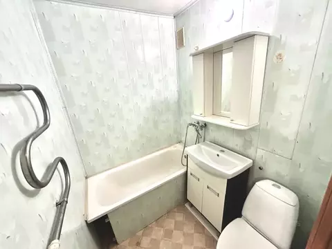 2-к кв. Тамбовская область, Тамбов ул. имени Сергея Лазо, 34 (42.9 м)