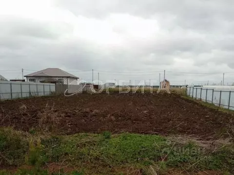 Участок в Тюменская область, Тюменский муниципальный округ, д. ...
