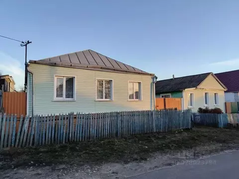 Дом в Курская область, Обоянский район, Зоринский сельсовет, пос. ...