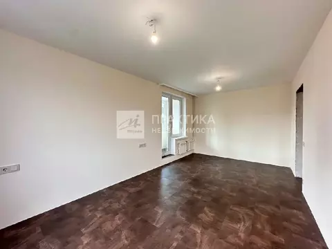 Продается 3-комнатная квартира