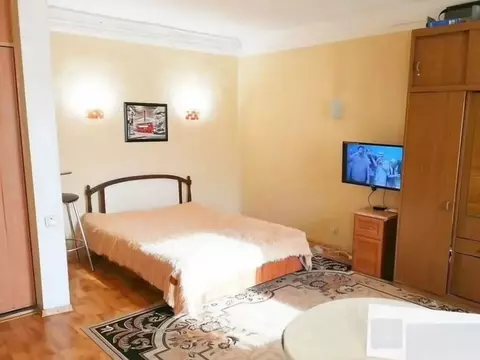 1-к кв. Крым, Симферополь просп. Кирова, 9 (29.0 м)