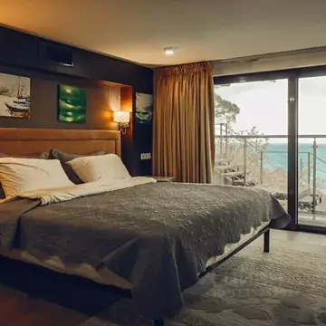 Дом в Краснодарский край, Геленджик  (295 м)