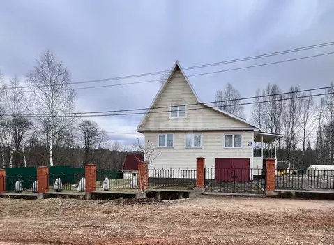 Дом в Ленинградская область, Киришский район, Будогощское городское ...