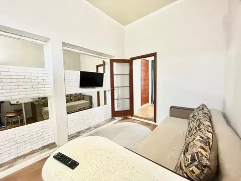 2-к кв. Крым, Симферополь спуск Суворовский, 4 (38.0 м)