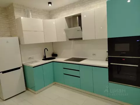 1-к кв. Тюменская область, Тюмень ул. Тимофея Чаркова, 81к2 (34.8 м)