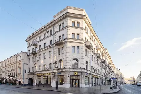 6-к кв. Москва Мясницкая ул., 22С1 (341.9 м)