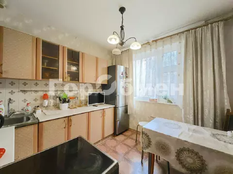 Продается 2-комнатная квартира