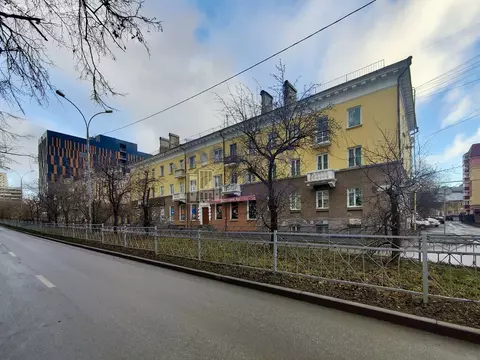 Торговая площадь (229.2 м)