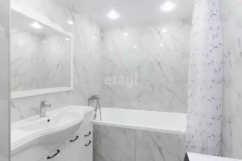 1-к кв. Тюменская область, Тюмень ул. Валентины Трофимовой, 4 (54.1 м)