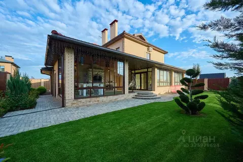 Дом в Краснодарский край, Краснодар ул. Льва Ковалева (180 м)