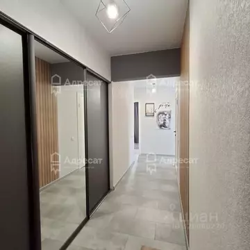 3-к кв. Волгоградская область, Волгоград ул. Гаря Хохолова, 1 (76.3 м)