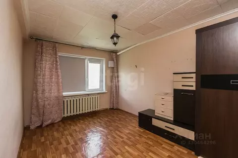 2-к кв. Тюменская область, Тюмень Метелева мкр, ул. Метелевская, 4 ...