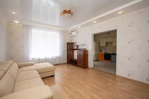 2-к кв. Тюменская область, Тюмень Индустриальная ул., 34 (72.1 м)