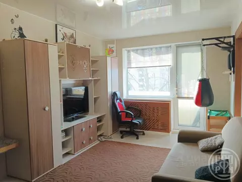 3-к кв. Ленинградская область, Выборгский район, Рощино пгт пер. ...