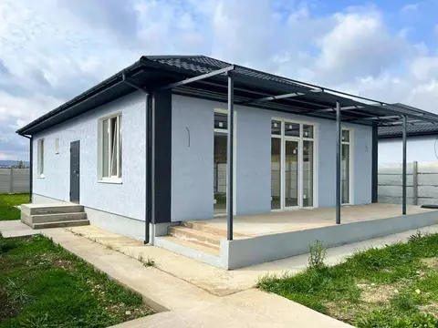 Дом в Крым, Симферопольский район, Добровское с/пос, с. Перевальное, ...