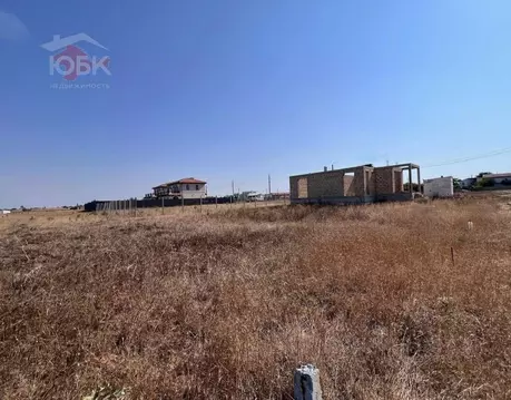 Участок в Крым, Сакский район, Уютненское с/пос ул. Мариинская, 3 ...