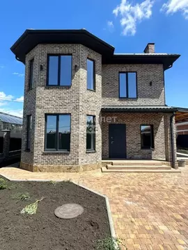 Дом в Краснодарский край, Краснодар Пригородная ул. (160 м)