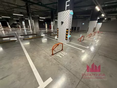 Гараж в Москва ул. Эдуарда Стрельцова, 2к1 (14 м)