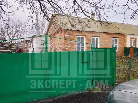 Дом в Ростовская область, Неклиновский район, Платовское с/пос, с. ...