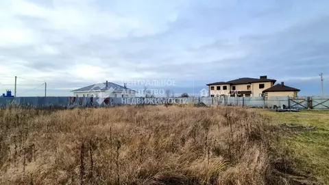 Участок в Рязанская область, Рязанский район, Дубровическое с/пос, с. ...