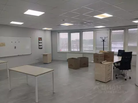 Офис в Санкт-Петербург Октябрьская наб., 10к1 (150 м)