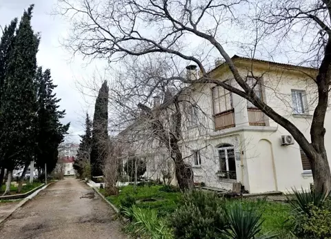 3-к кв. Севастополь ул. Адмирала Макарова, 45 (73.0 м)