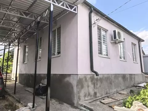 Дом в Ставропольский край, Ставрополь ул. Лопатина (110 м)