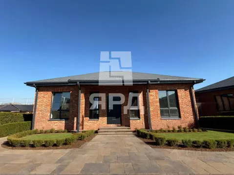 Дом в Ростовская область, Неклиновский район, с. Новобессергеневка ул. ...