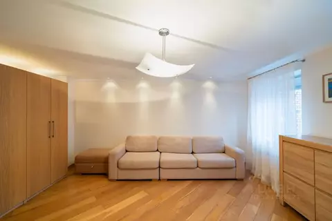 2-к кв. Санкт-Петербург Морская наб., 31К3 (76.7 м)