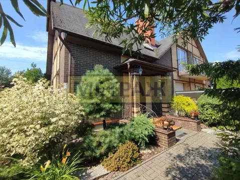 Дом в Калининградская область, Гурьевск ул. Кленовая, 12 (172 м)