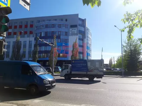 Офис в Тюменская область, Тюмень ул. Республики, 250Б (730 м)