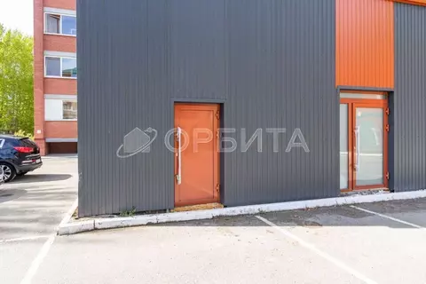 Помещение свободного назначения в Тюменская область, Тюмень ул. Мира, ...