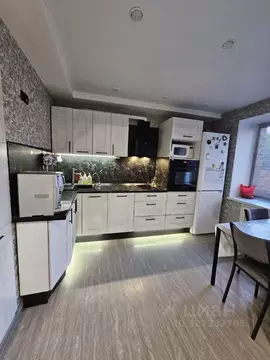 2-к кв. Омская область, Омск ул. Гусарова, 113 (63.8 м)