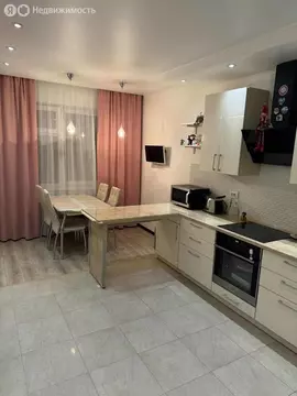 2-комнатная квартира: Якутск, улица Дзержинского, 30 (64 м)