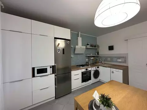 3-к кв. Чувашия, Чебоксары ул. Мате Залка, 14к4 (89.0 м)