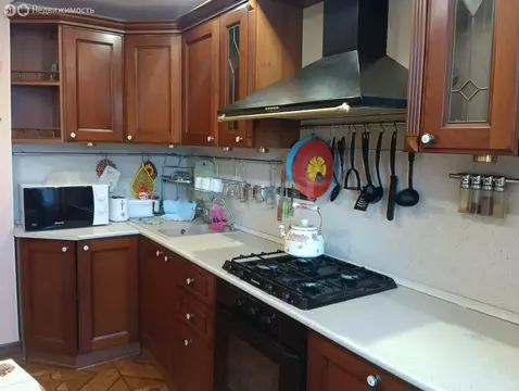 3-комнатная квартира: Череповец, Олимпийская улица, 3 (61 м)