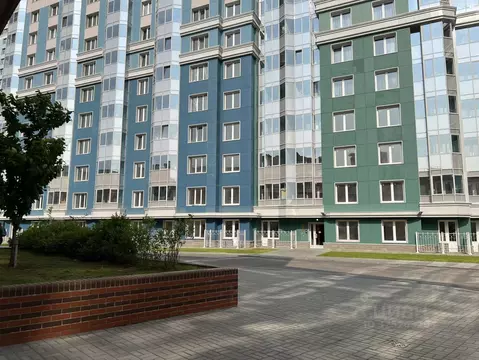 3-к кв. Санкт-Петербург ул. Кустодиева, 7к1 (90.5 м)