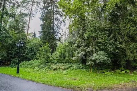 Участок в Московская область, Одинцовский городской округ, д. Дарьино  ...