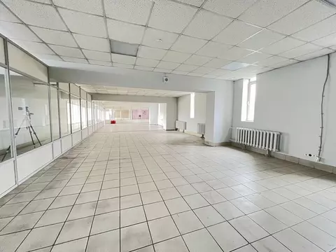 Торговая площадь в Санкт-Петербург ул. Седова, 10 (130 м)